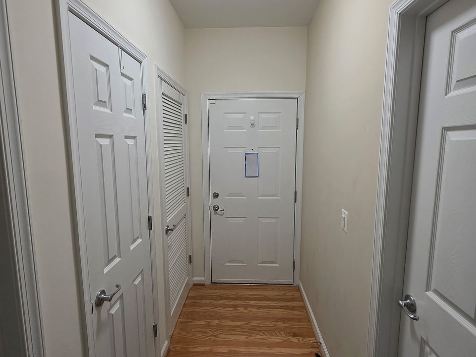 Entrance - Foyer