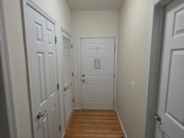 3820 Lightfoot St Unit 314, Chantilly, VA 20151