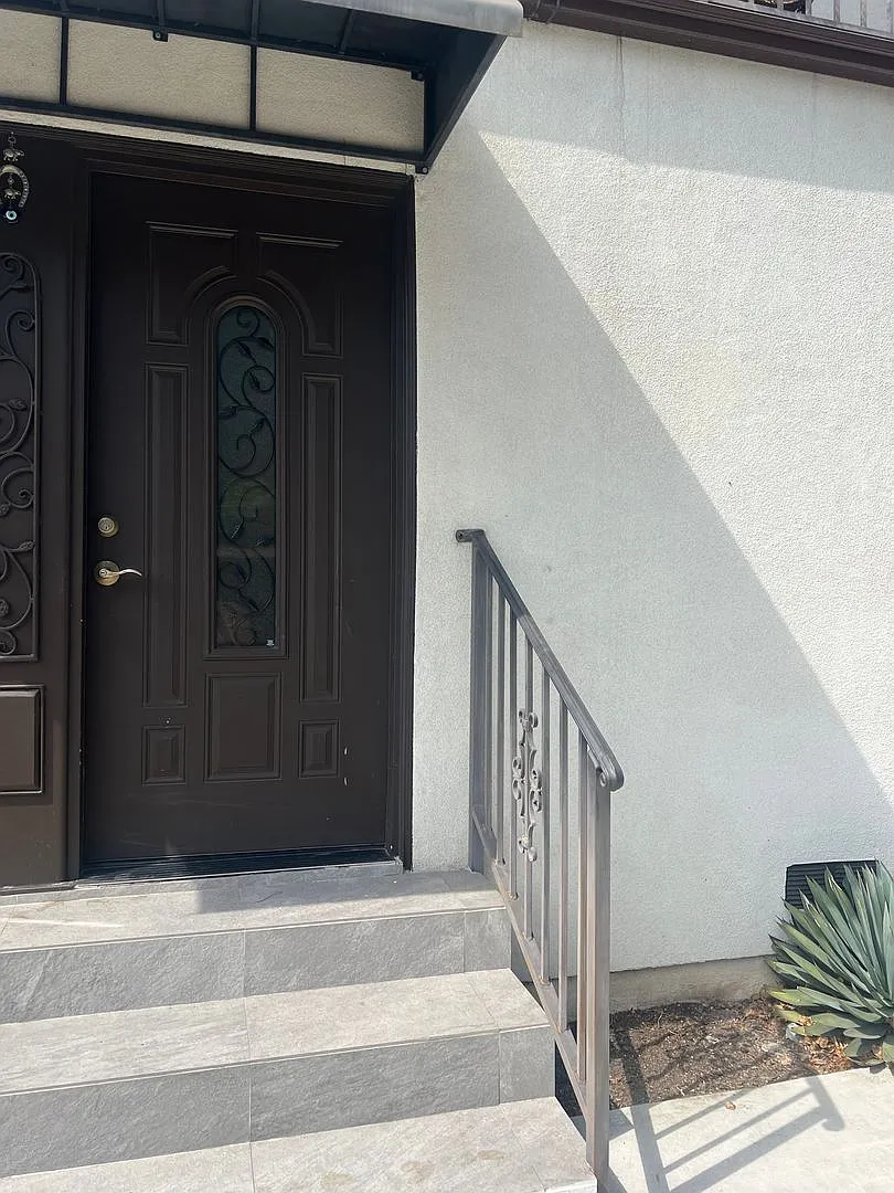8677 Dearborn Ave — Photo 4