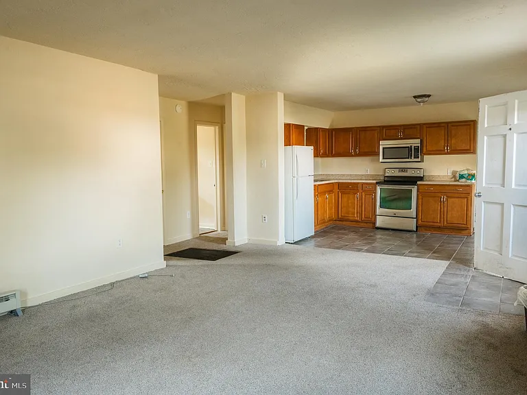 108 Martin Dr — Photo 7