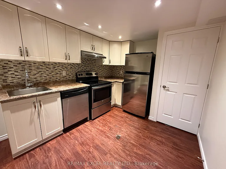 197 Lancaster Ave #LOWER — Photo 6