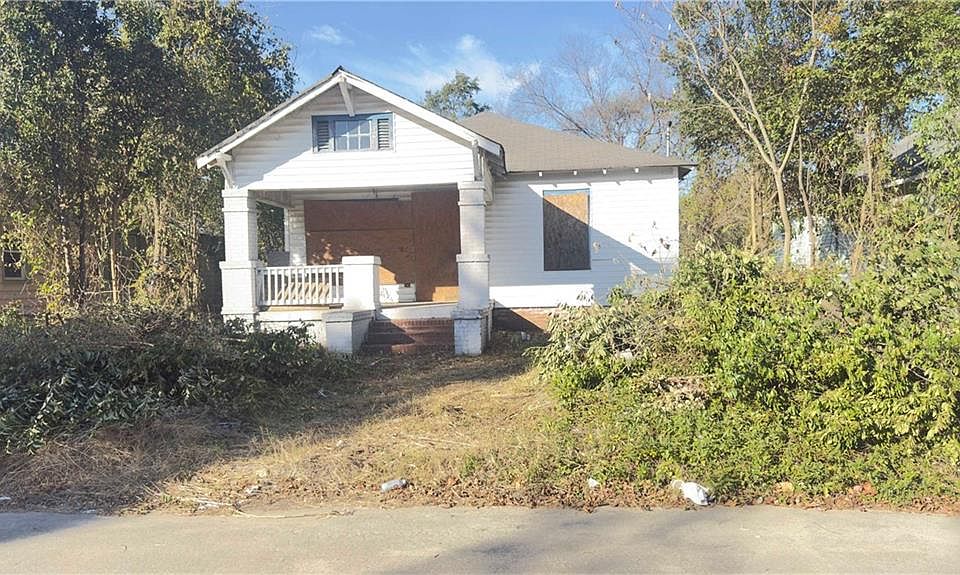 2nd image of 537 Colquitt St