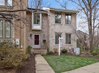 2042 Swans Neck Way, Reston, VA 20191