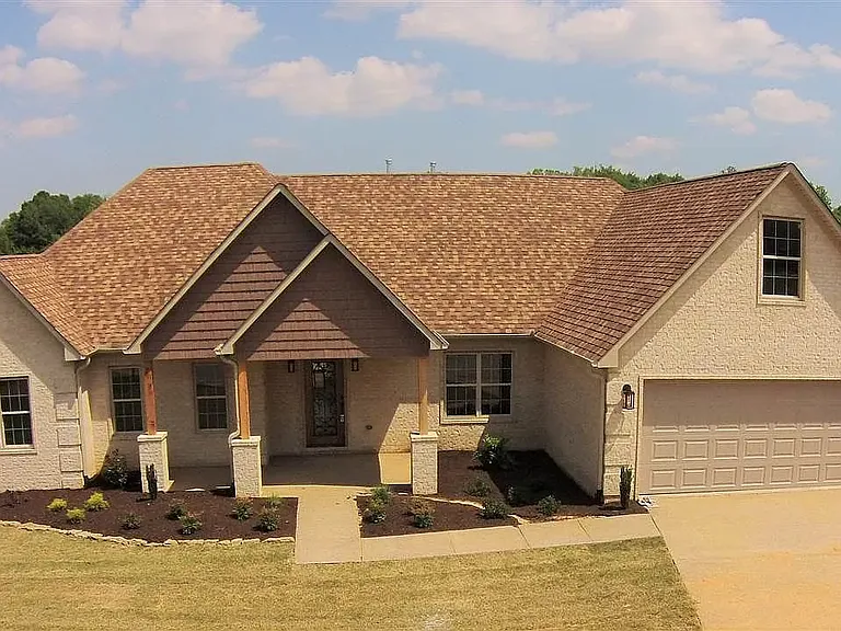 122 Kaycee Cv — Photo 2