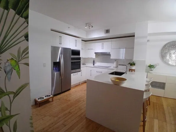 720 S SAPODILLA Avenue #207, West Palm Beach, FL 33401