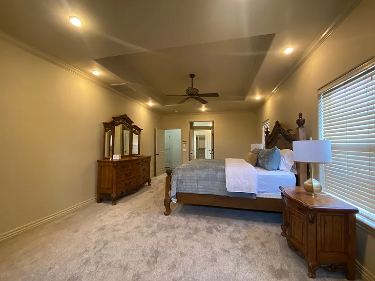 3605 N Narcissus Ave — Photo 23