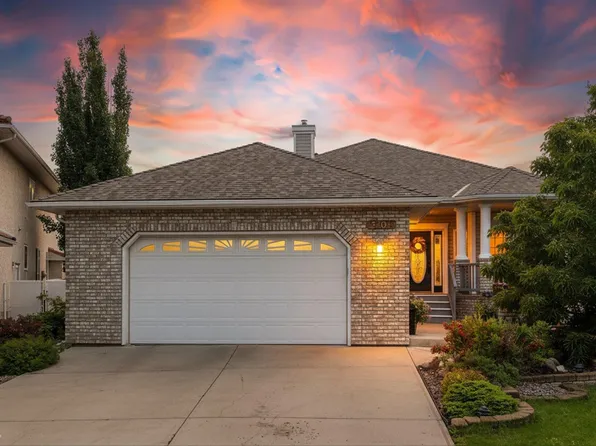 8704 165th Ave NW, Edmonton, AB T5Z 3W9