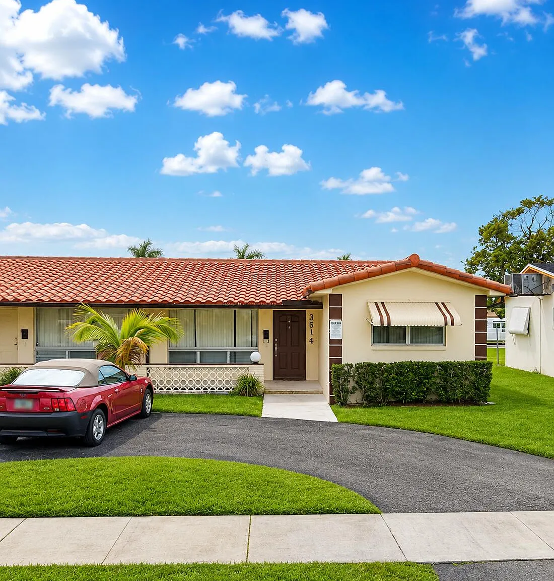 3 bed, 2.0 bath, 5061 sqft, $2,998 — Photo 1