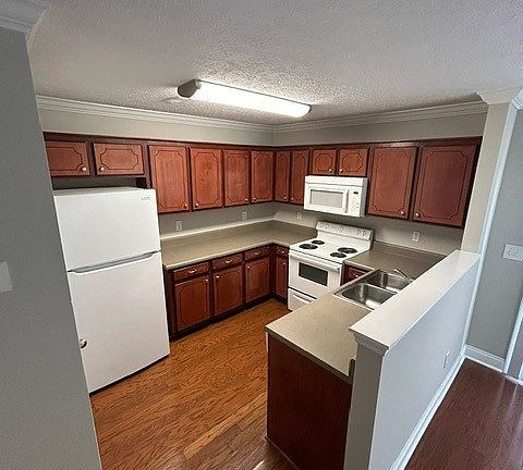 3rd image of 224 Ashley Nicole Ln