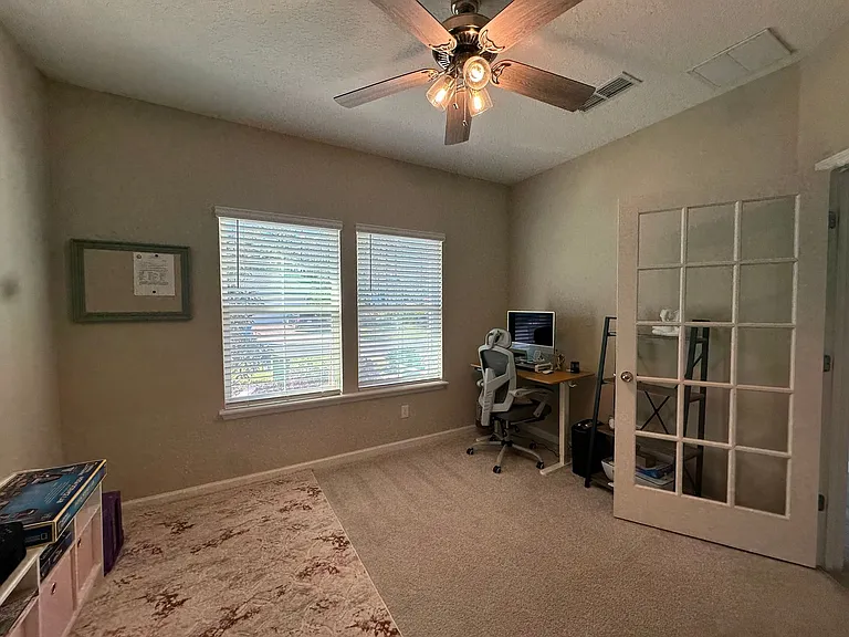 106 Ren Way — Photo 3