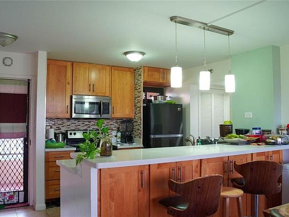 5th image of 5090 Likini St APT 1502