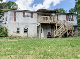 1771 Springdale Rd, Pearisburg, VA 24134