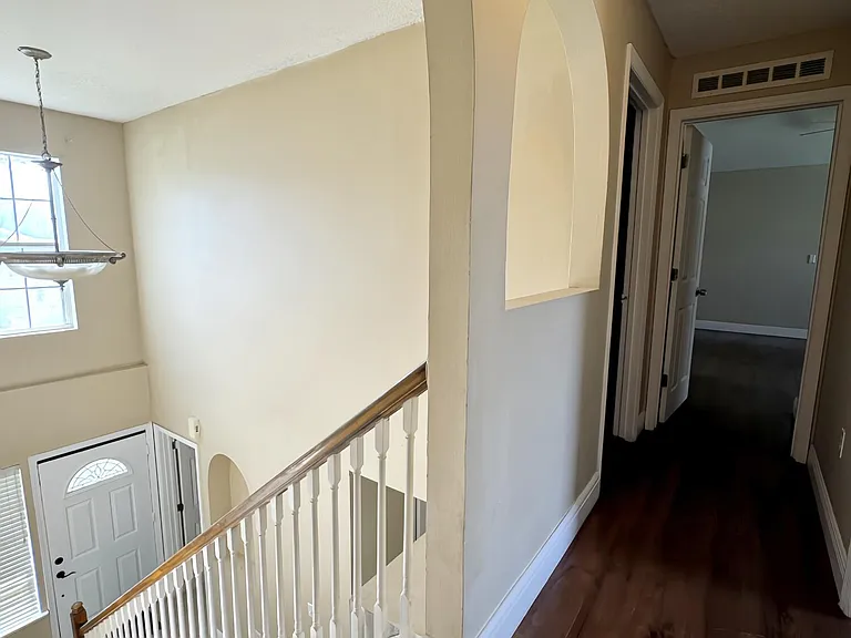 1718 Sawgrass Dr SW — Photo 13