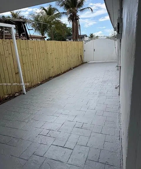 12455 SW 185th Ter #2 — Photo 3