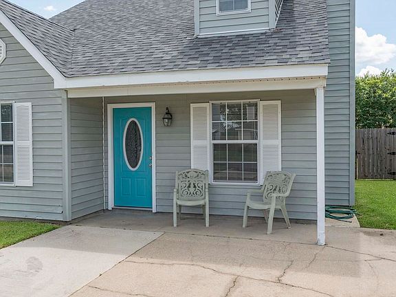 3rd image of 132 Earline Dr #B