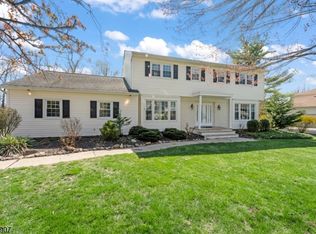 19 Breton Dr, Montville Twp., NJ 07058