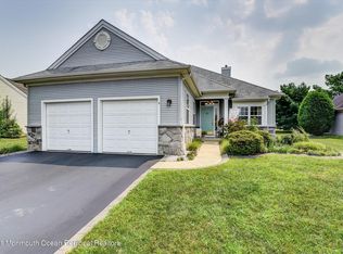 9 Milton Dr, Manchester, NJ 08759