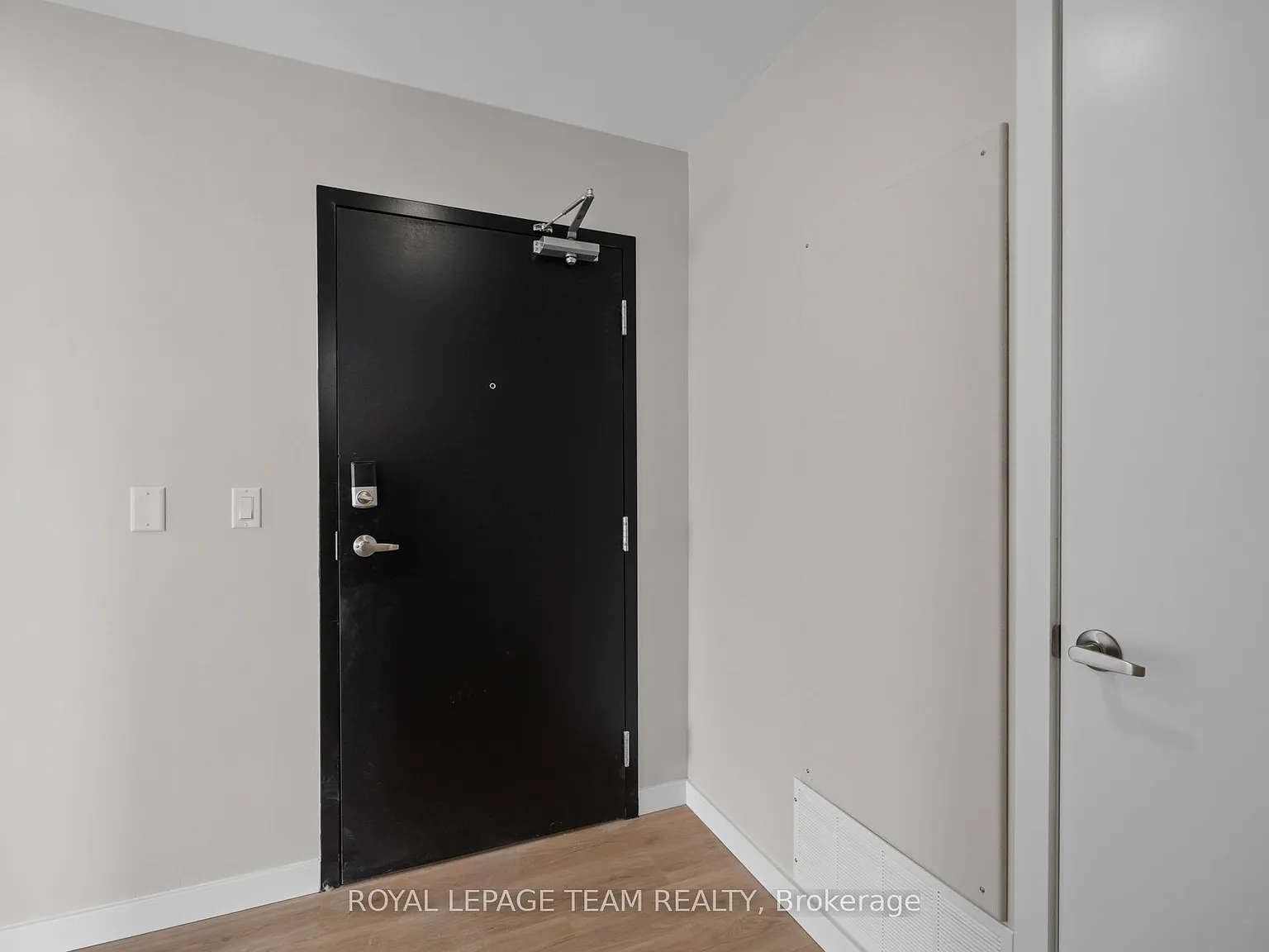 1 bed, $2,375 — Photo 3