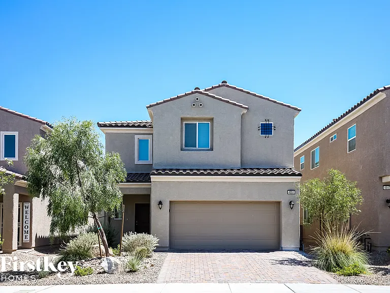 4551 Wyncrest Ave — Photo 1