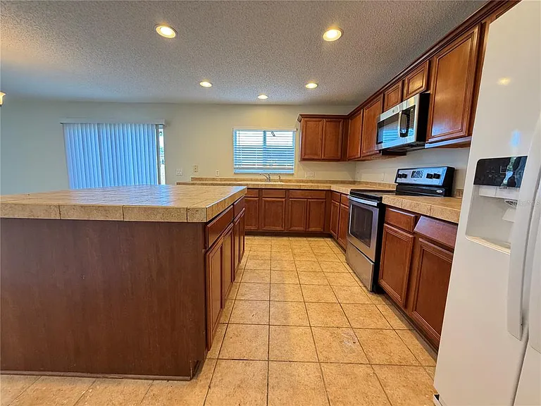 246 Canna Dr — Photo 8