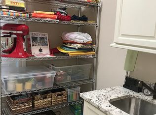 1016 Lafontaine Ave, Ocean Springs, MS 39564