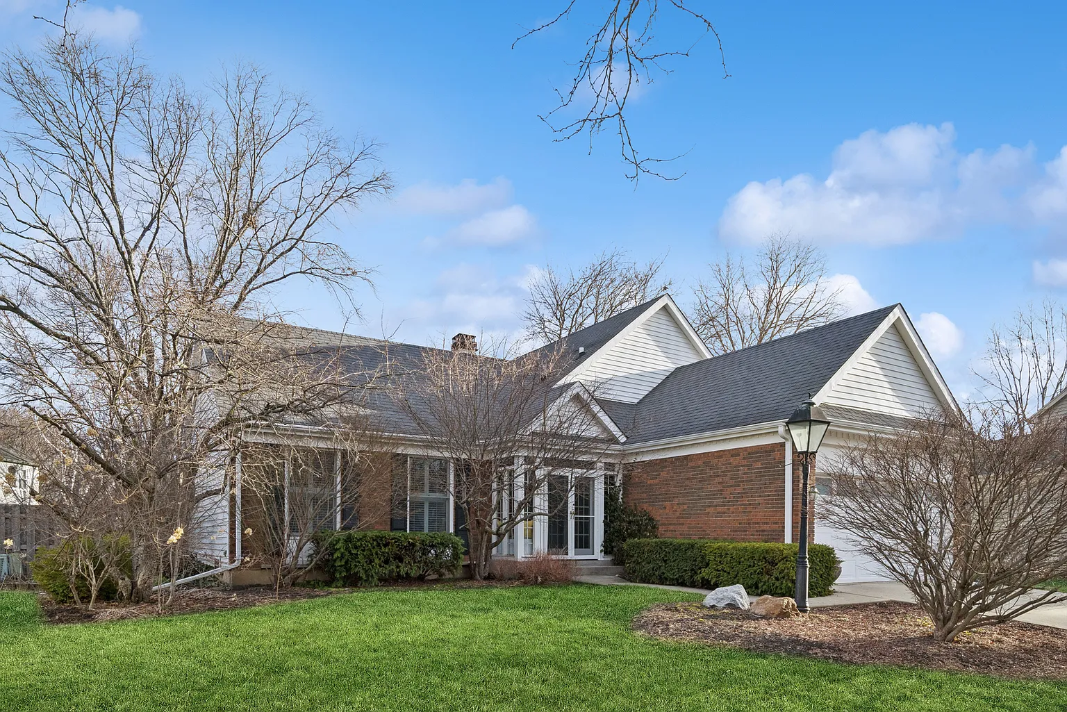 4 Athens Ct photo 1
