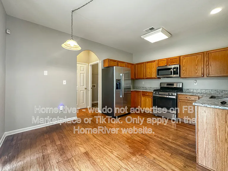 780 Cedar Loop — Photo 8