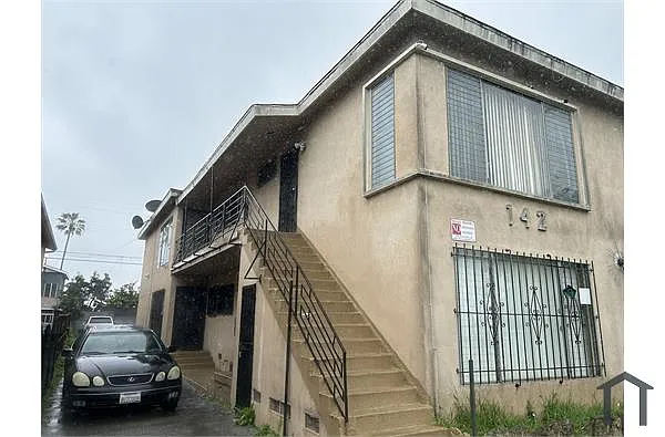 Building Photo - 142 E 88th Pl #4