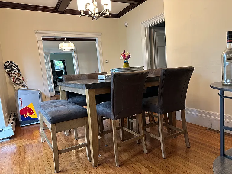 263 Auburndale Ave — Photo 10