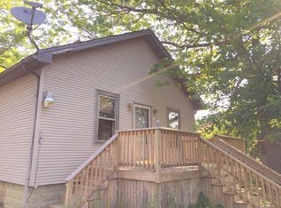 313 Hughes Ave, Lockport, IL 60441