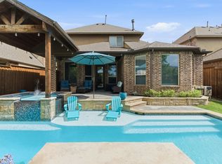400 Ridgewood Dr, Lewisville, TX 75067