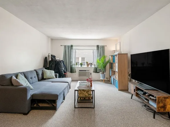 2 Larose Pl APT 10, Brighton, MA 02135