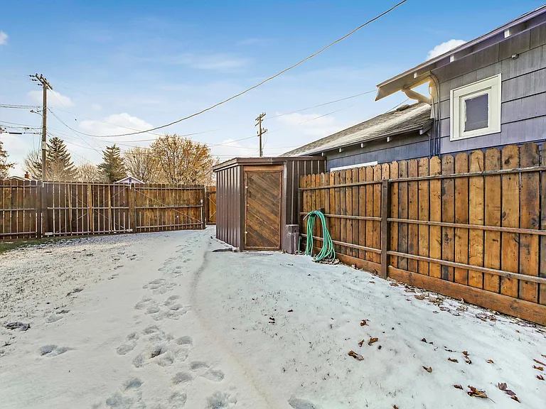 1843 Overland Ave — Photo 23