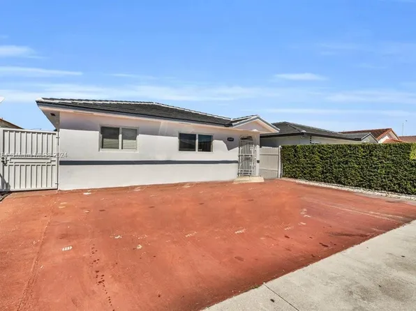 2449 W 71st Pl, Hialeah, FL 33016