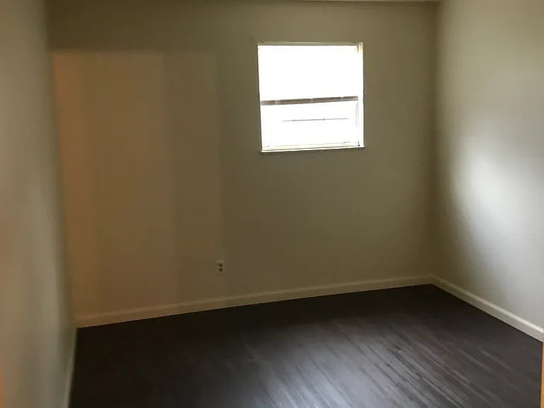 3951 Benjamin Dr — Photo 7