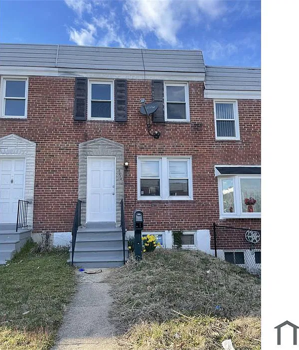 2 bed, 1.5 bath, 896 sqft, $1,475 — Photo 1