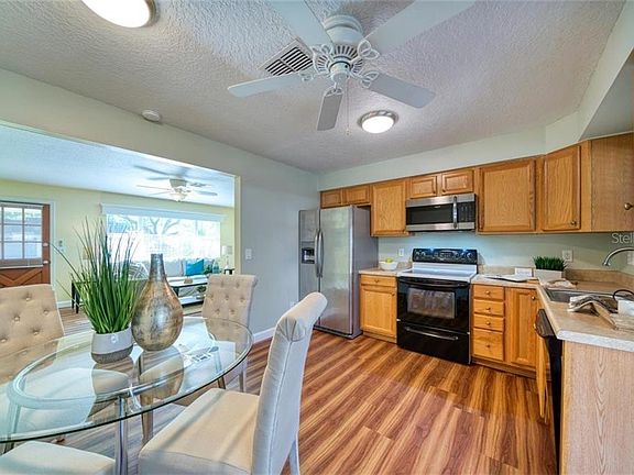 4th image of 1732 Evans Dr