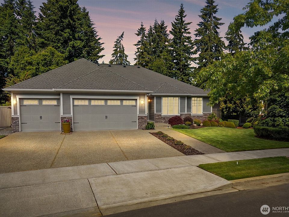 1st image of 4309 Bogey Drive NE