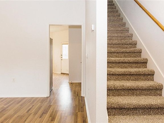 4th image of 3311 Hycreek Dr #B