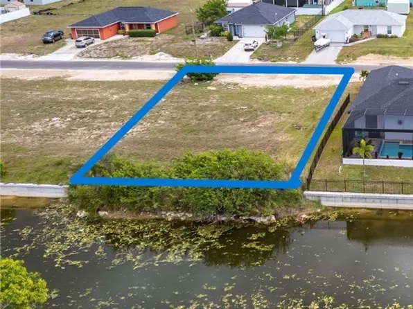 1318 NE 9th Ave, Cape Coral, FL 33909