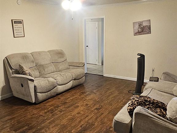 2nd image of 25355 Dickinson Rd