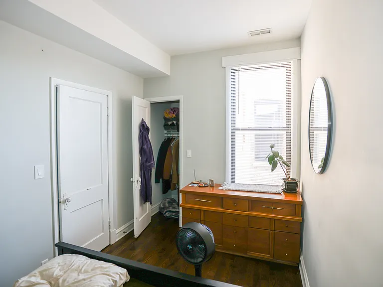 2341 W Charleston St #3F — Photo 7