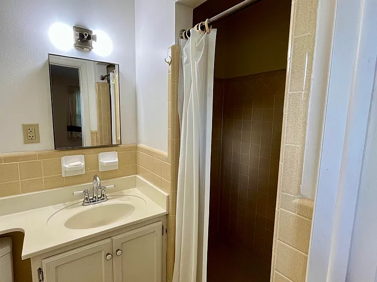 415 Harolds Dr NW — Photo 12