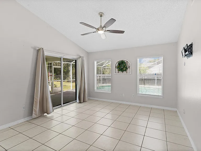 40045 Palm St — Photo 27