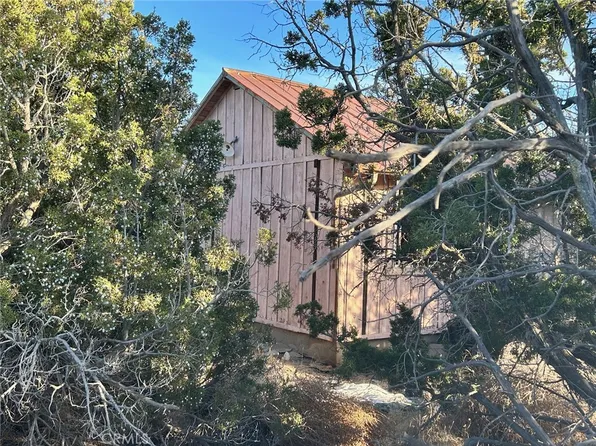 0 Nielson Rd, Phelan, CA 92371