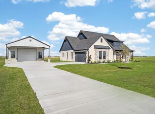 556 County Road 4875 St, Celeste, TX 75423