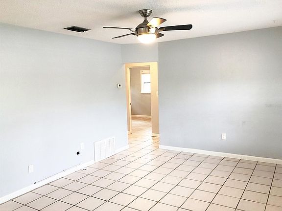 5th image of 2328 Wood St