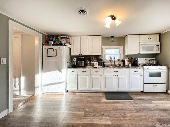 280 Maple Ave #2
