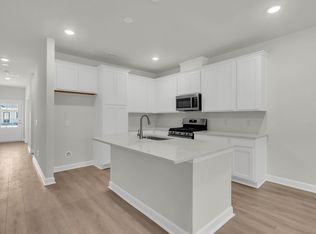 912 Dusk Dr, Summerville, SC 29486