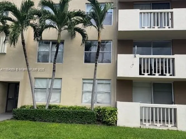 1800 Sans Souci Blvd APT 143, North Miami, FL 33181